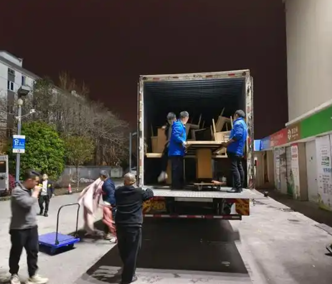 可协助夜间货车卸货，人工装卸可沟通